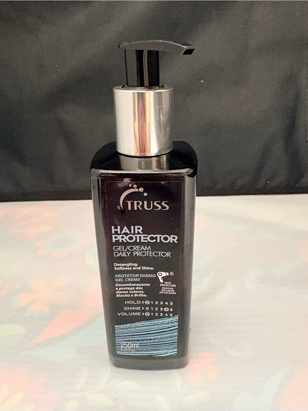TRUSS HAIR PROTECTOR 250ML/8.45FL.OZ